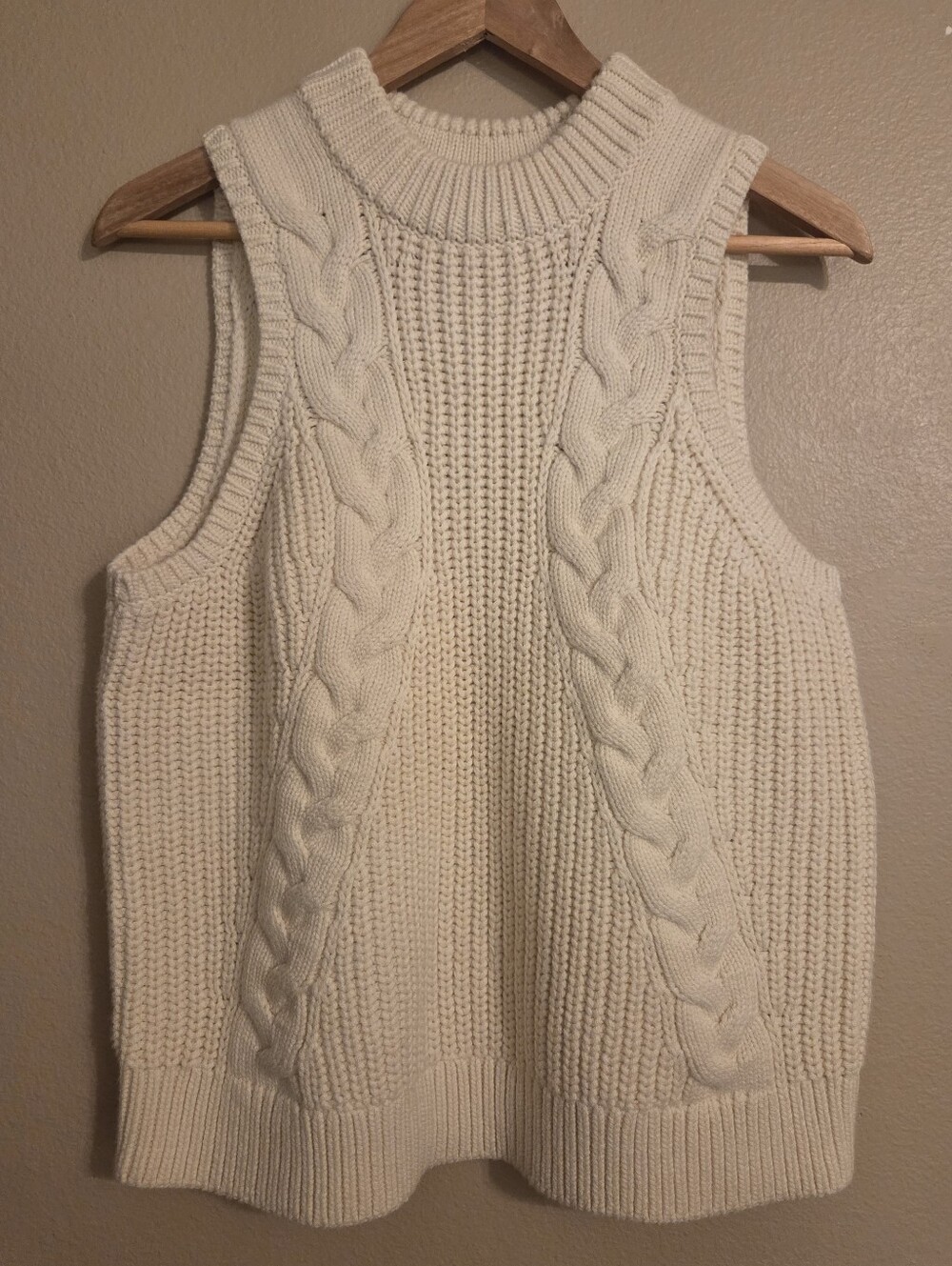 BANANA REPUBLIC Ivory Mock Neck Ribbed Braided Cable Knit Sweater Vest Women's M